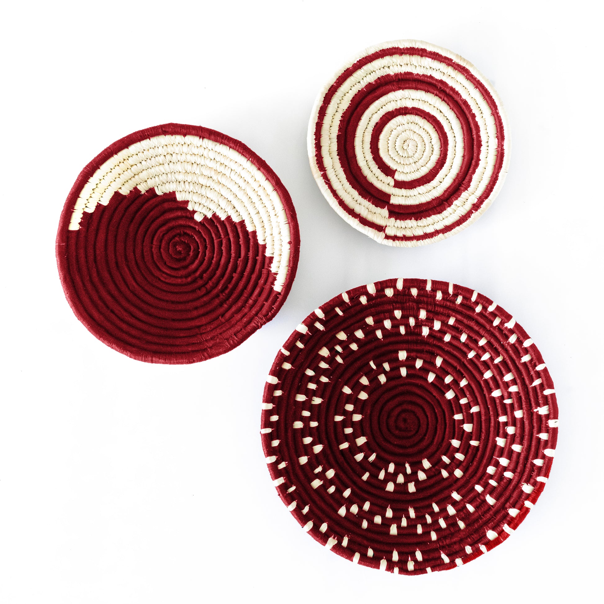 sabai-grass-wall-basket-maroon-home-decor