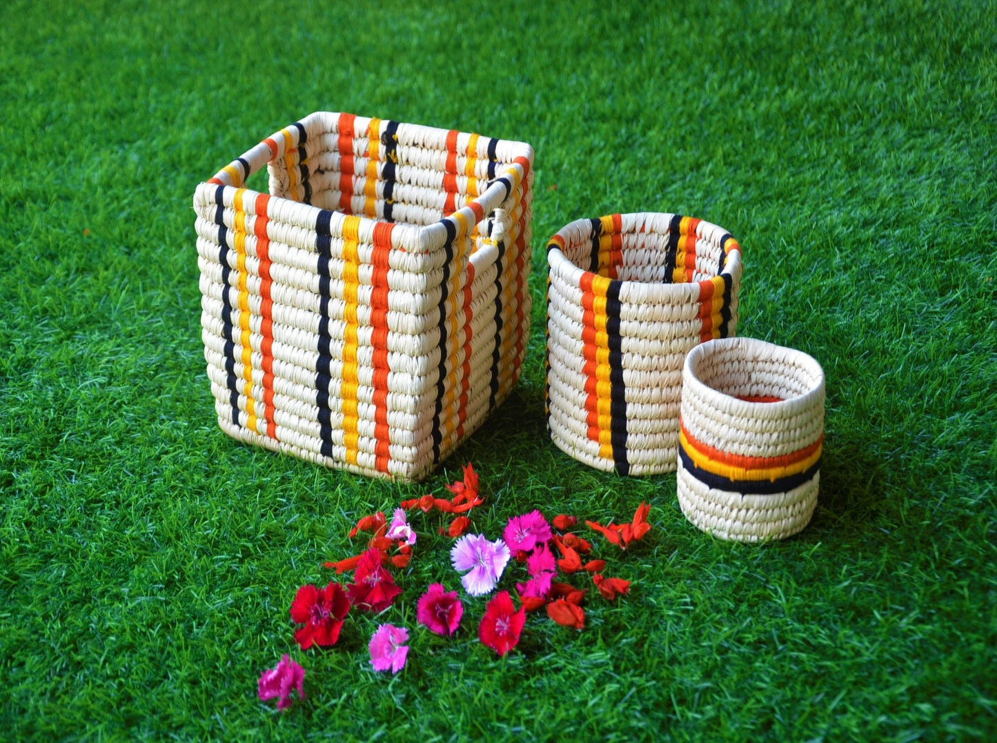 Handmade Baskets Cylindrical Decorative Patterns